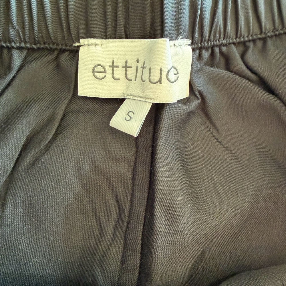 Ettitude Bamboo Sateen Shortie pajama shorts - Picture 5 of 7
